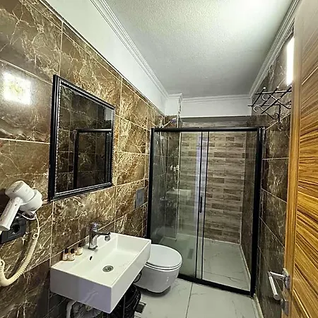 Hotel Grand Kral As 3*